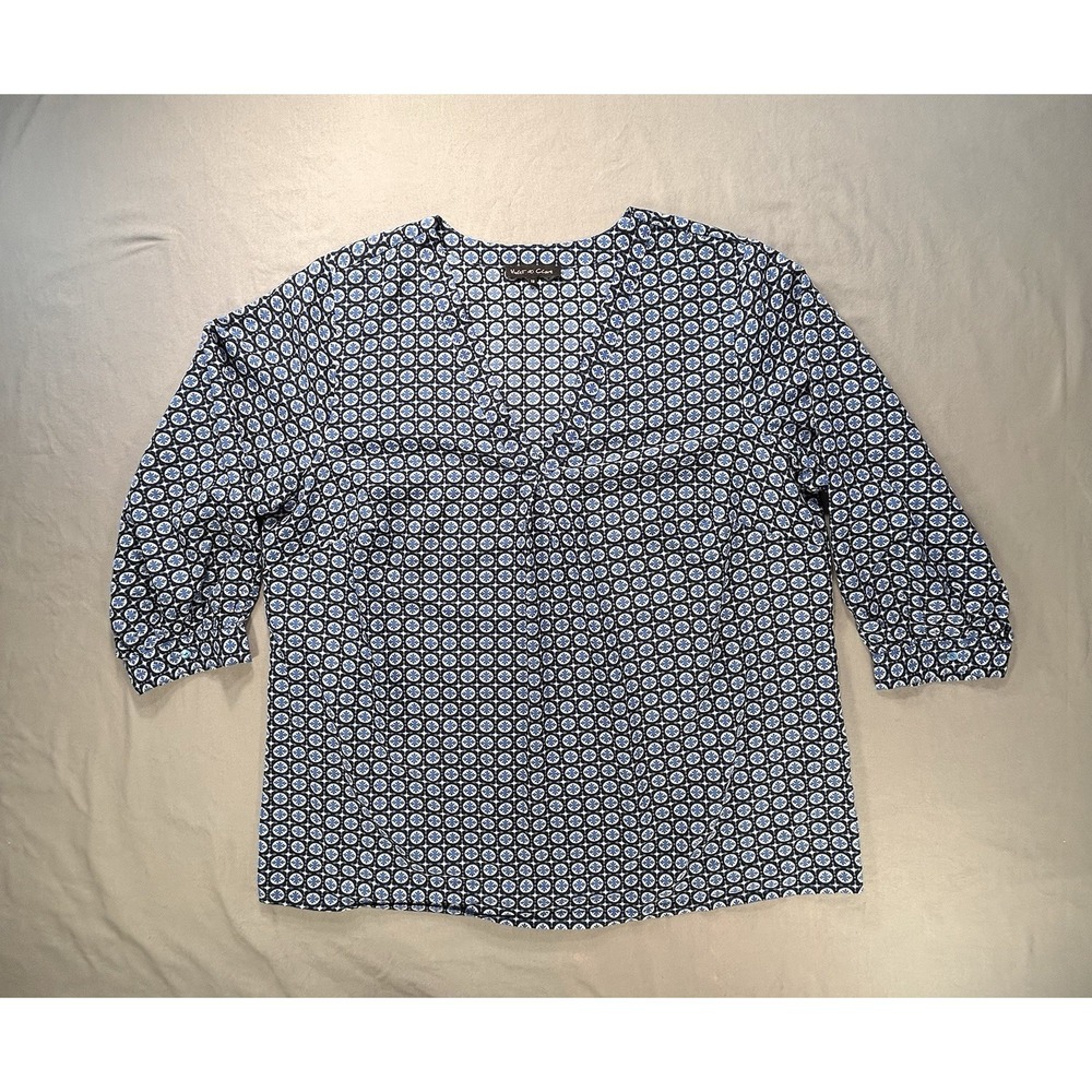 Violet & Claire‎ Women's Blouse Blue SnowFlake Size 1X Geometric Lightweight